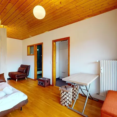 Calm With Balcony In Appartamento Crans-Montana